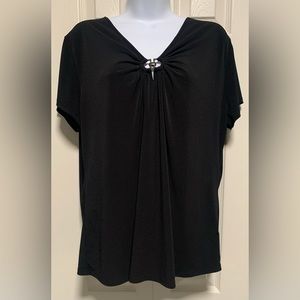 East 5th Woman Black V-Neck Top